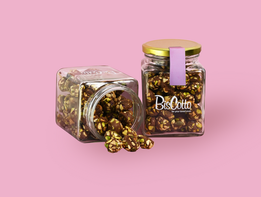 Mix Nuts with Chocolate