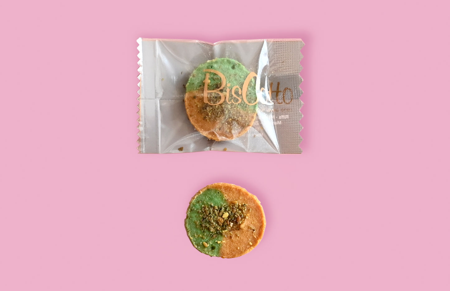 Round Zaatar Biscuit